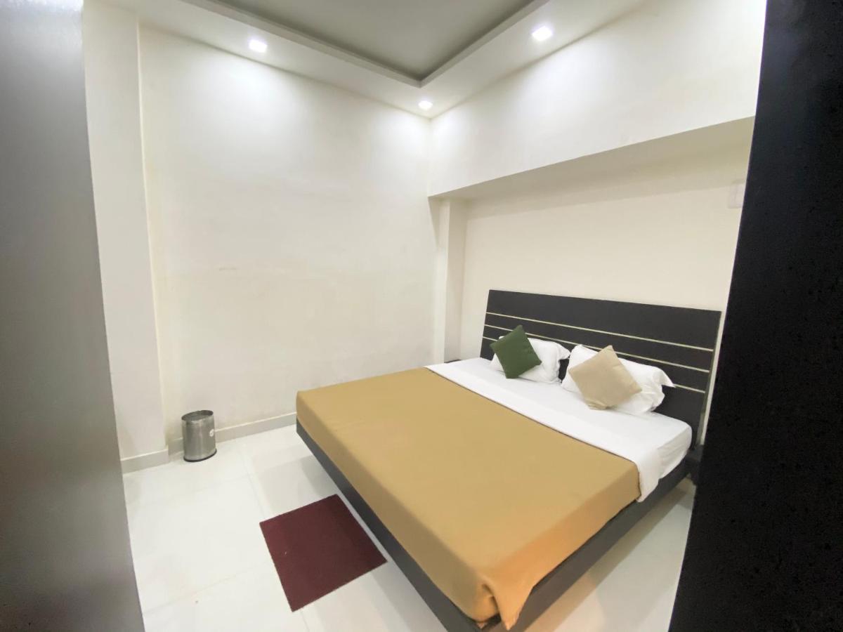 Hotel The Galaxy Jabalpur Bagian luar foto
