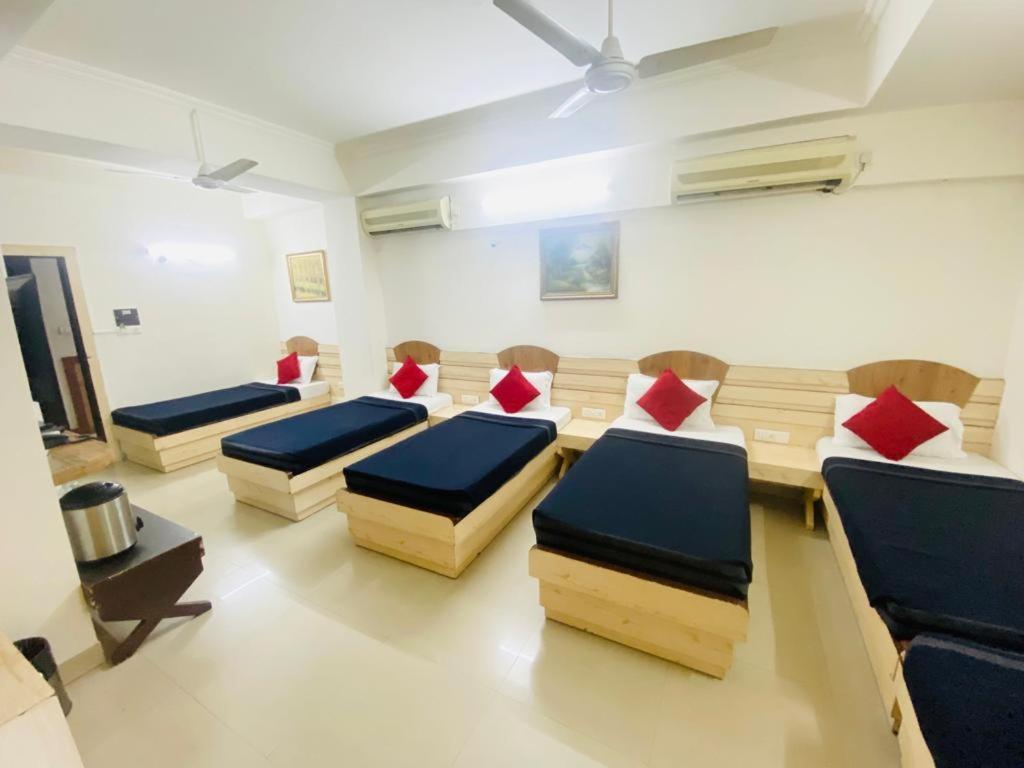 Hotel The Galaxy Jabalpur Bagian luar foto